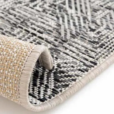 Cooney Island Labyrinth In&Outdoor Rug - Coppola Home