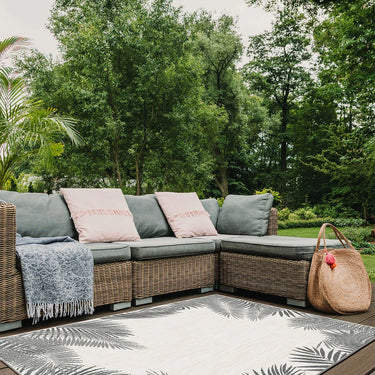 Positano Leaf Border Reversible In&Outdoor Rug - Coppola Home