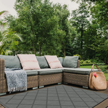 Positano Lattice Reversible In&Outdoor Rug - Coppola Home