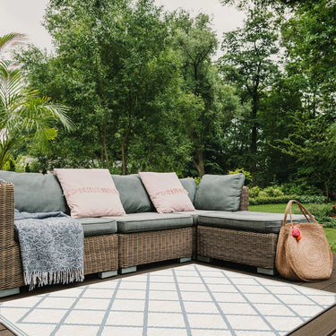 Positano Lattice Reversible In&Outdoor Rug - Coppola Home