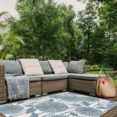 Positano Umbrellas Reversible In&Outdoor Rug - Coppola Home